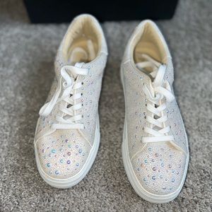 Betsey Johnson women's Sidny sneakers in pearl color